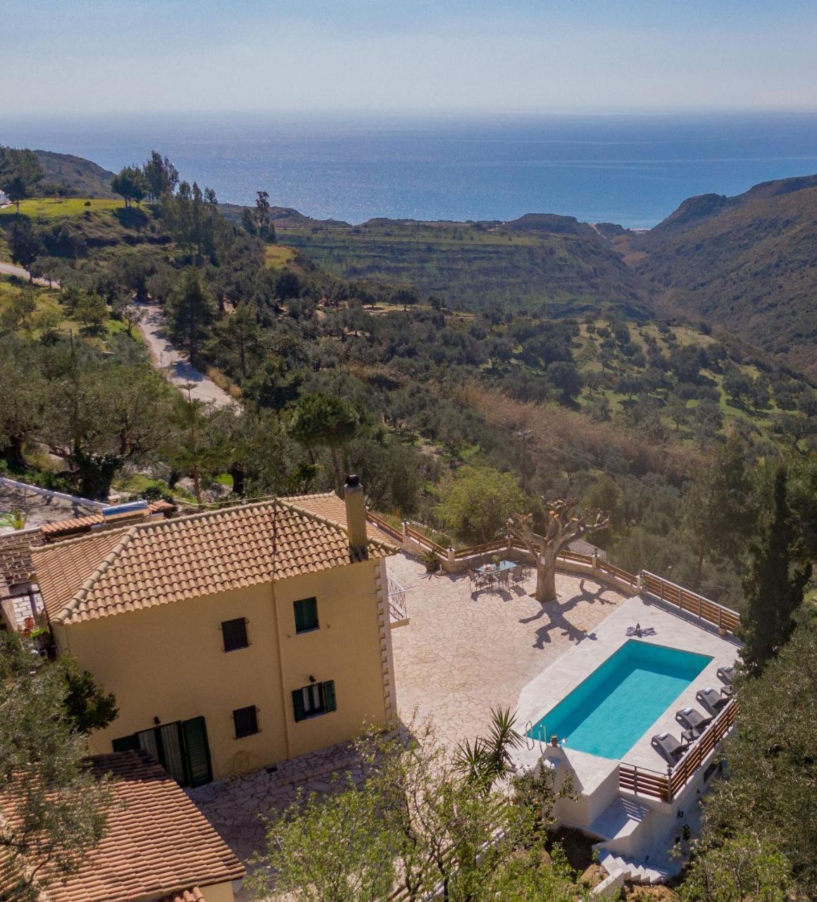 Villa Kanalos - Private Pool & Stunning Views, By Zantewize Kalamákion Dış mekan fotoğraf